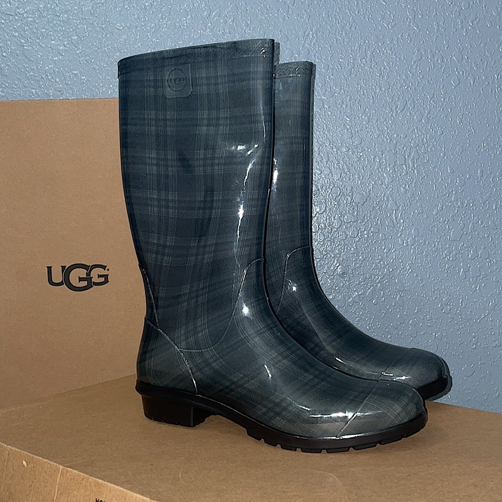 ugg shaye tall rain boots